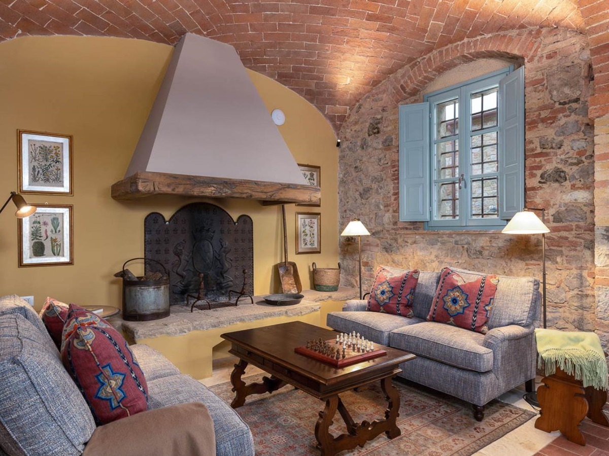 Villa-DElsa-Italy-Tuscany-Main-Livingroom