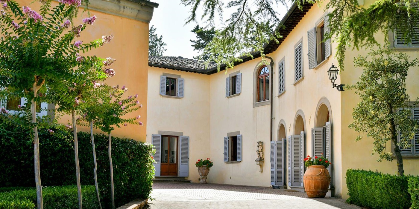 Driveway at Villa di Renai in Tuscany