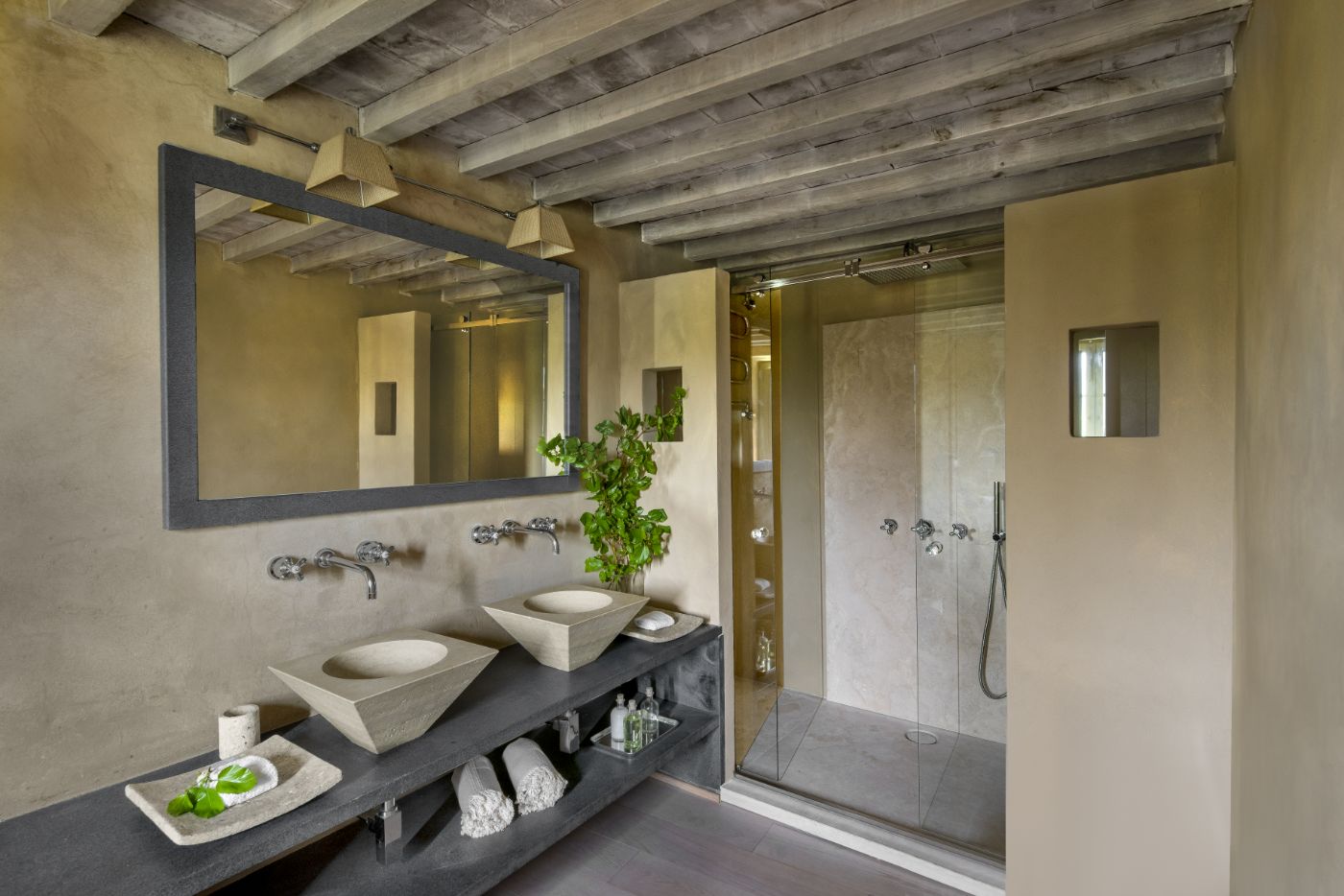 A bathroom at Villa d'Orcia.