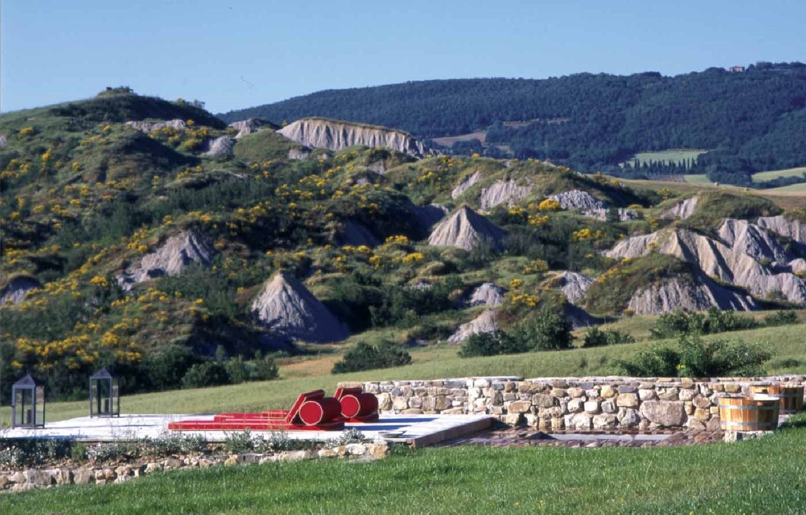 Val'Orcia countryside surrounding Villa d'Orcia in Tuscany