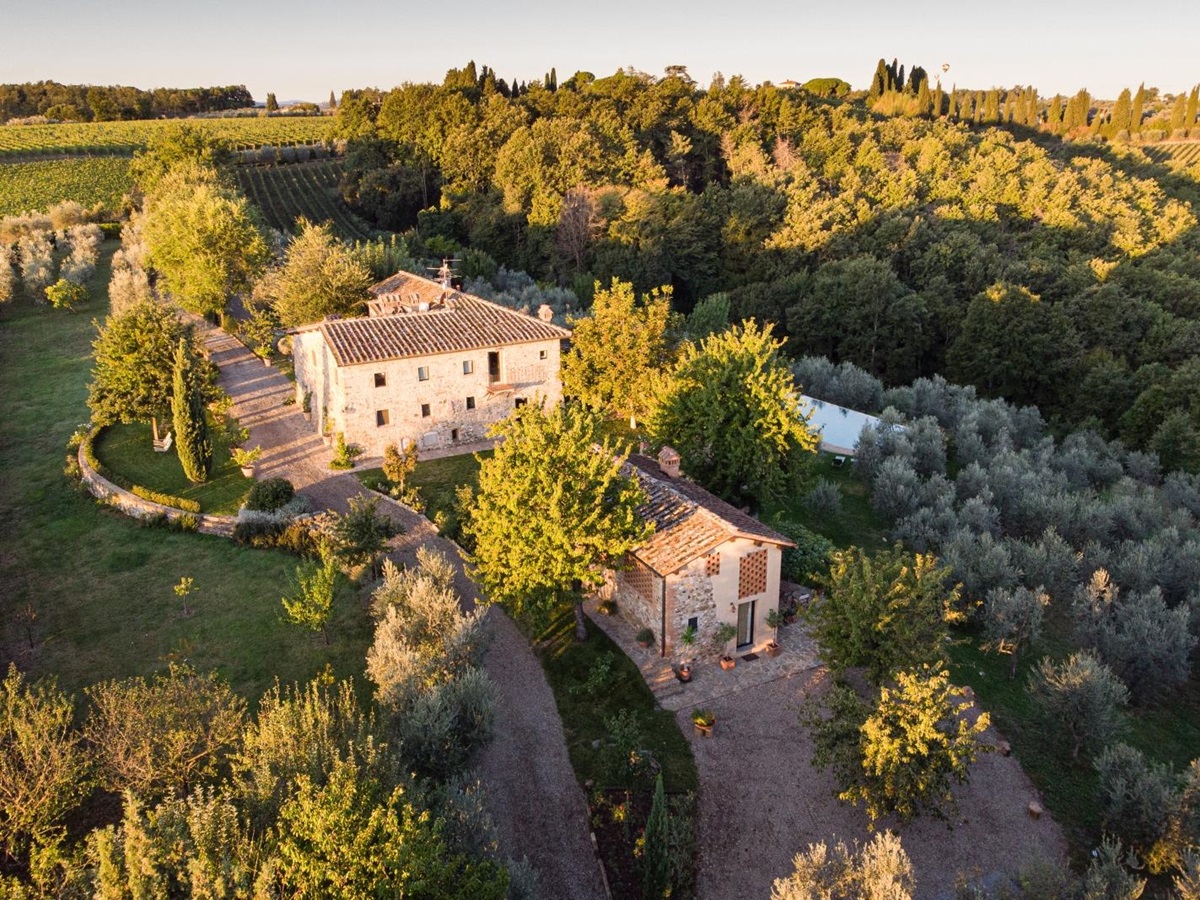 Aerial view of Villa Giuliana in Tuscany Italy