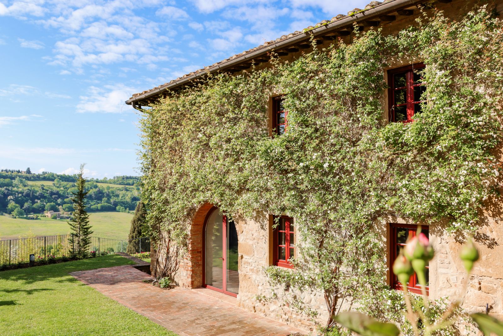 villa-il-santo-tuscany-exterior-2