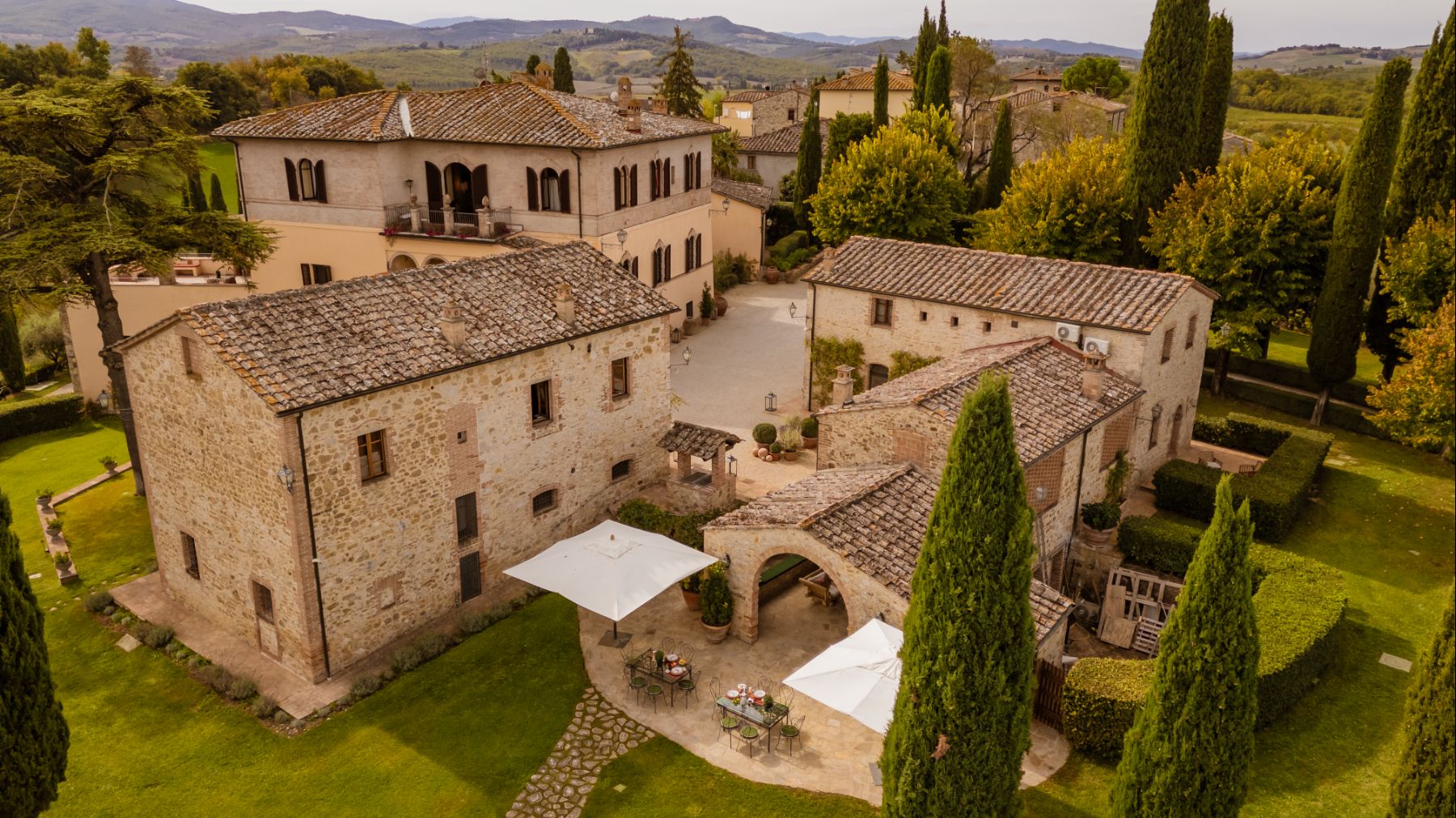 Aerial view of Villa Isabella, Tuscany