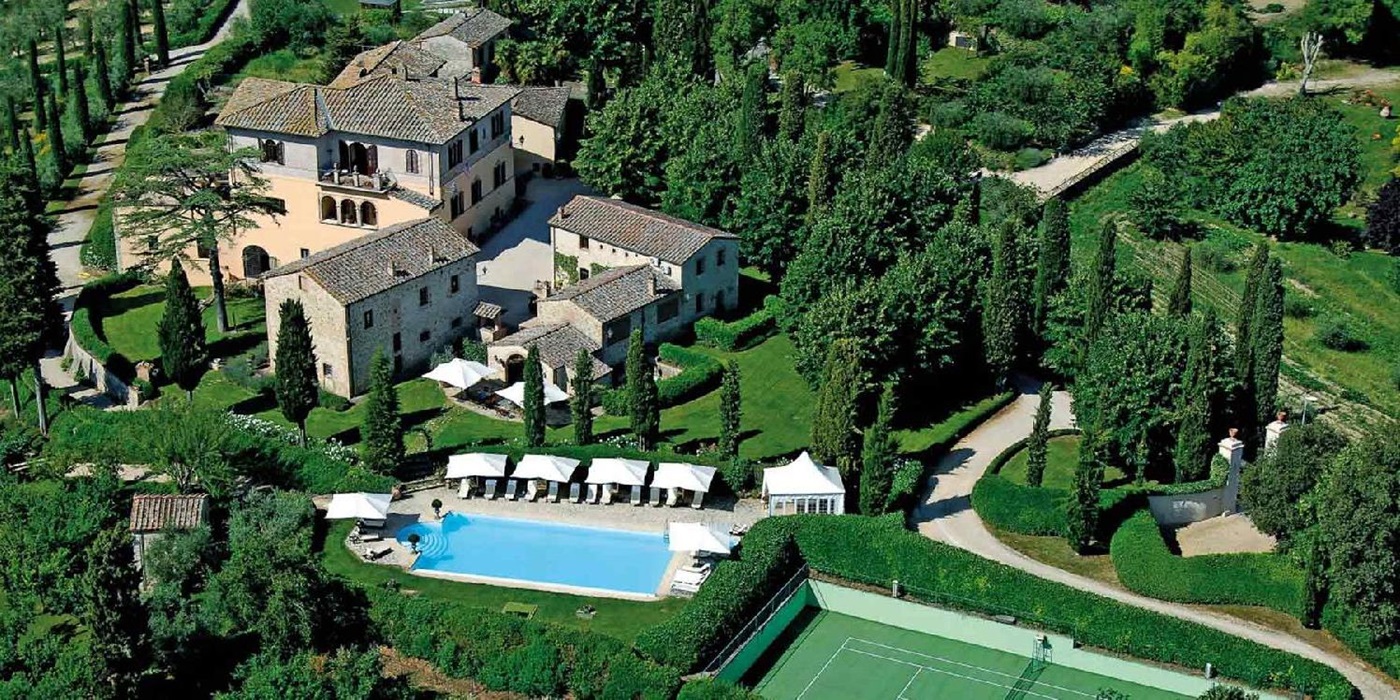 Aerial view of Villa Isabella and estate in Tuscany