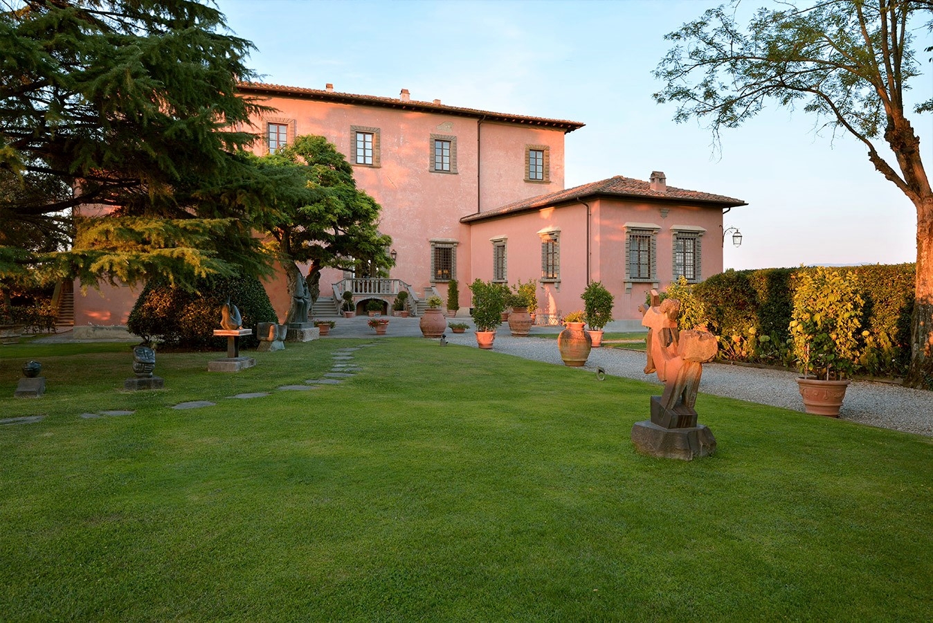 Villa Machiavelli | Large Luxury Villa in Tuscany | Red Savannah