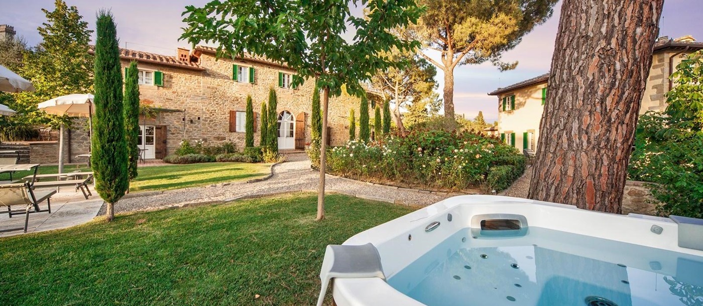 The jacuzzi on the grounds of Villa Nocciola, Tuscany