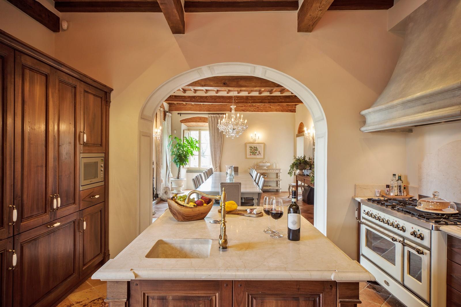 The kitcheni n Villa Nocciola, Tuscany