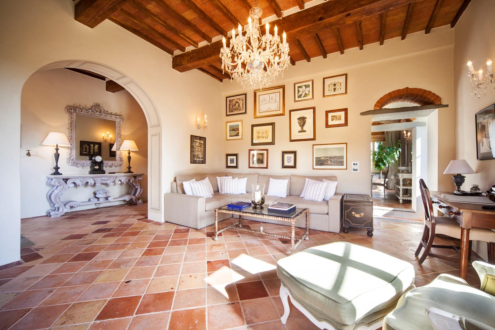The living room in Villa Nocciola, Tuscany