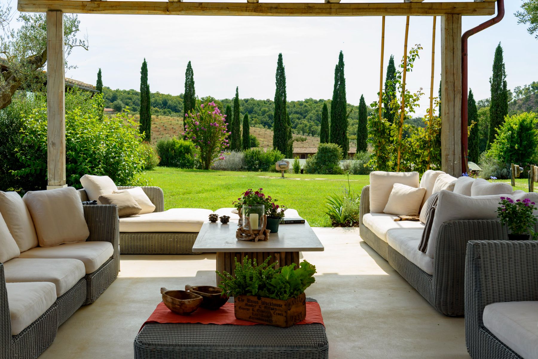 Outdoor seating view at Villa Pacetezza in Tuscany