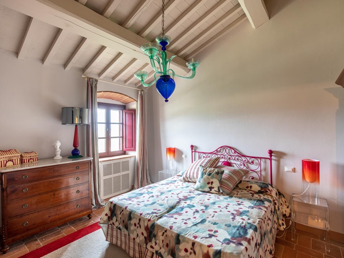 Bedroom at Villa Papavero in Tuscany Italy
