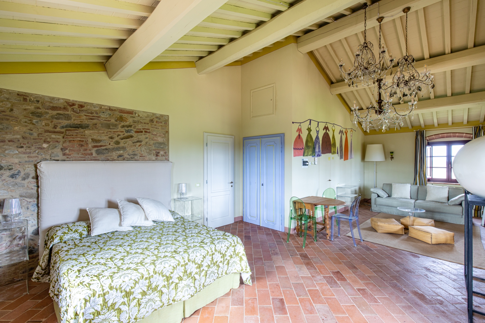 Bedroom at Villa Papavero in Tuscany Italy