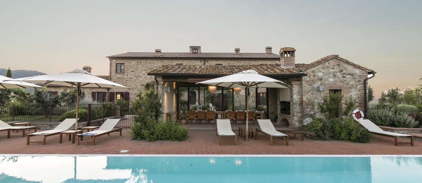 Pool at Villa Papavero in Tuscany Italy