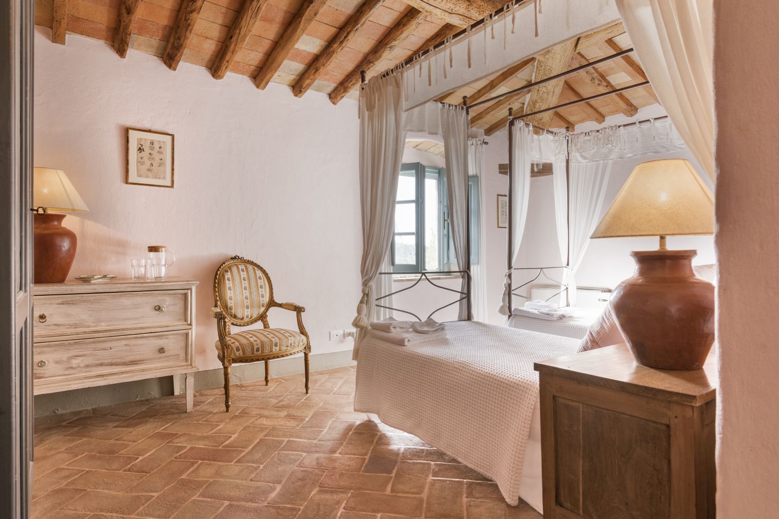 Twin bedroom of Villa San Casciano,  Tuscany