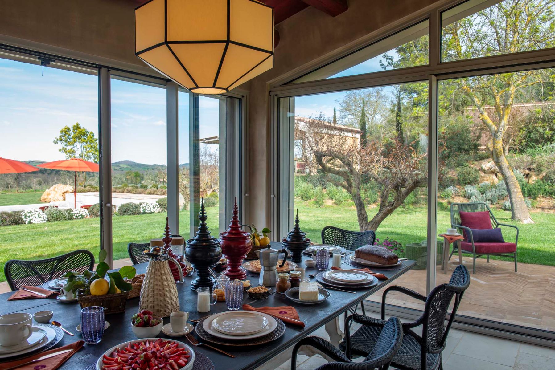 Conservatory dining table at Villa Tenerezza in Tuscany