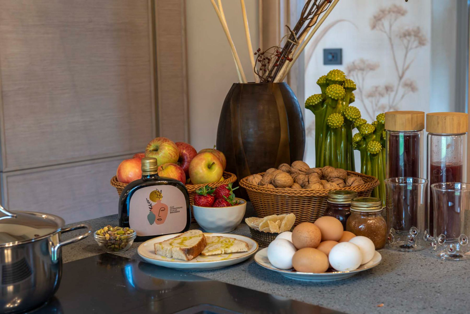 Fruit bowl and eggs at Villa Tenerezza in Tuscany