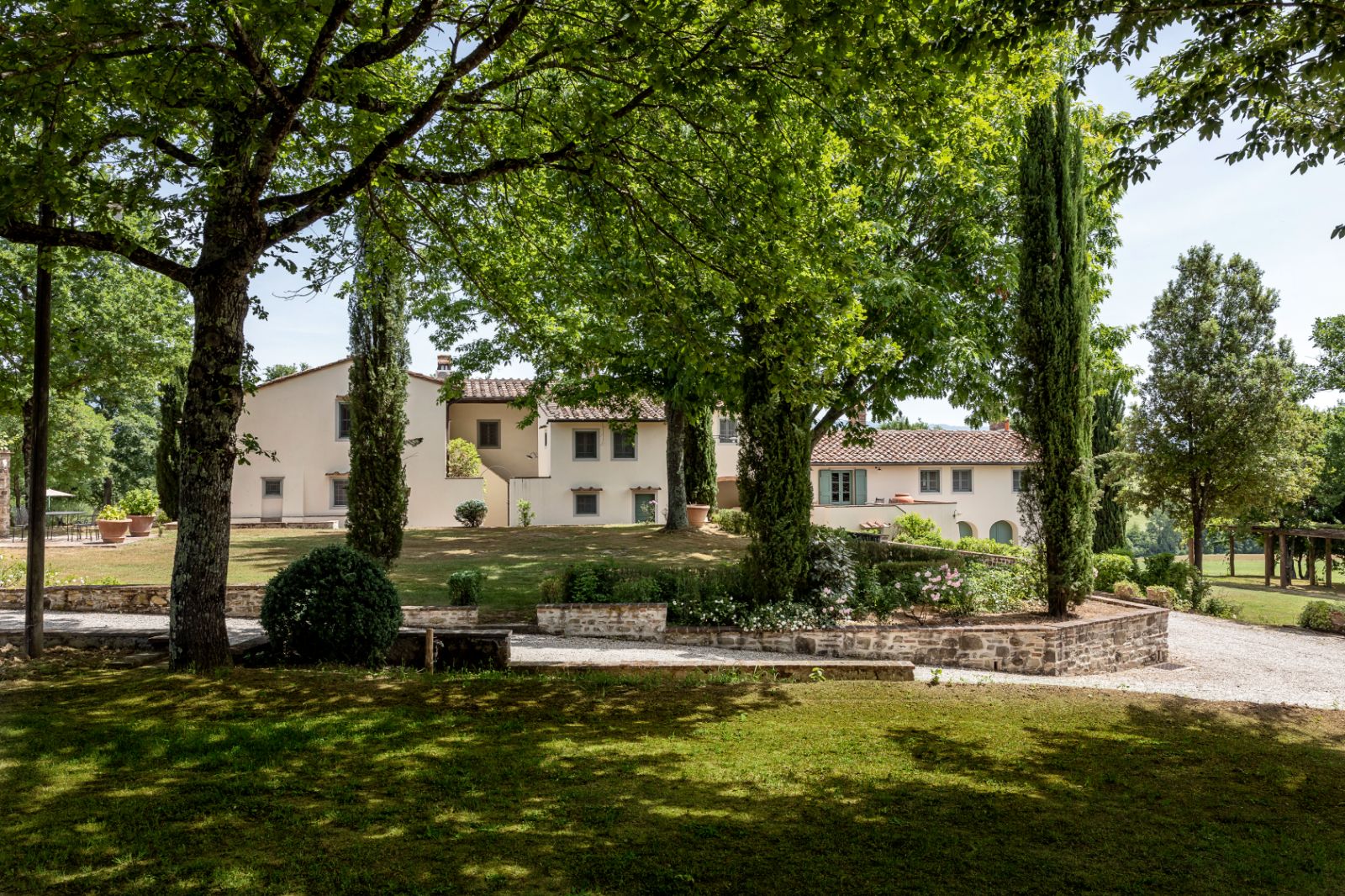 Exterior of Villa Tuori in Tuscany