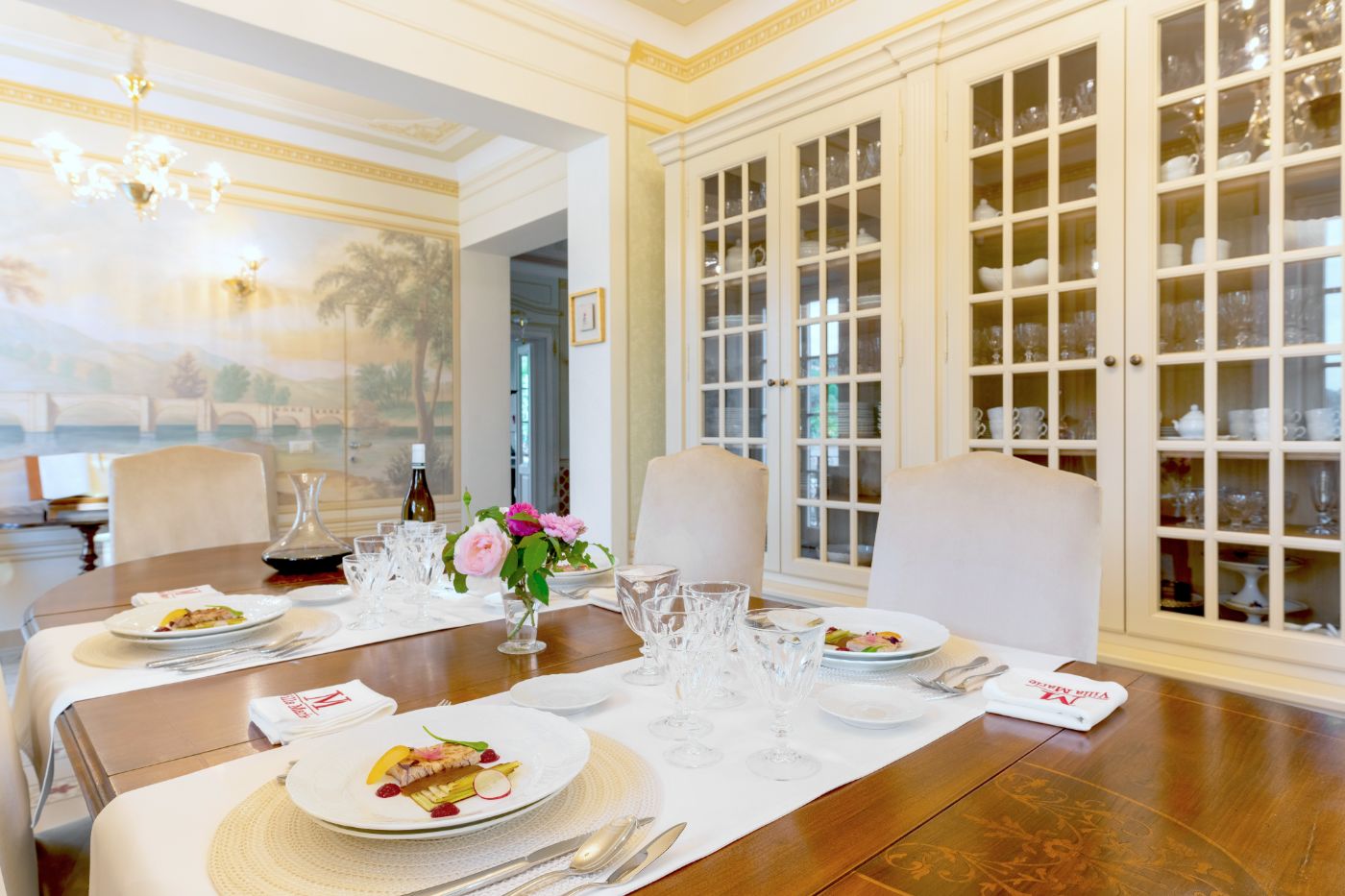 The dining room at Villa Vorno.