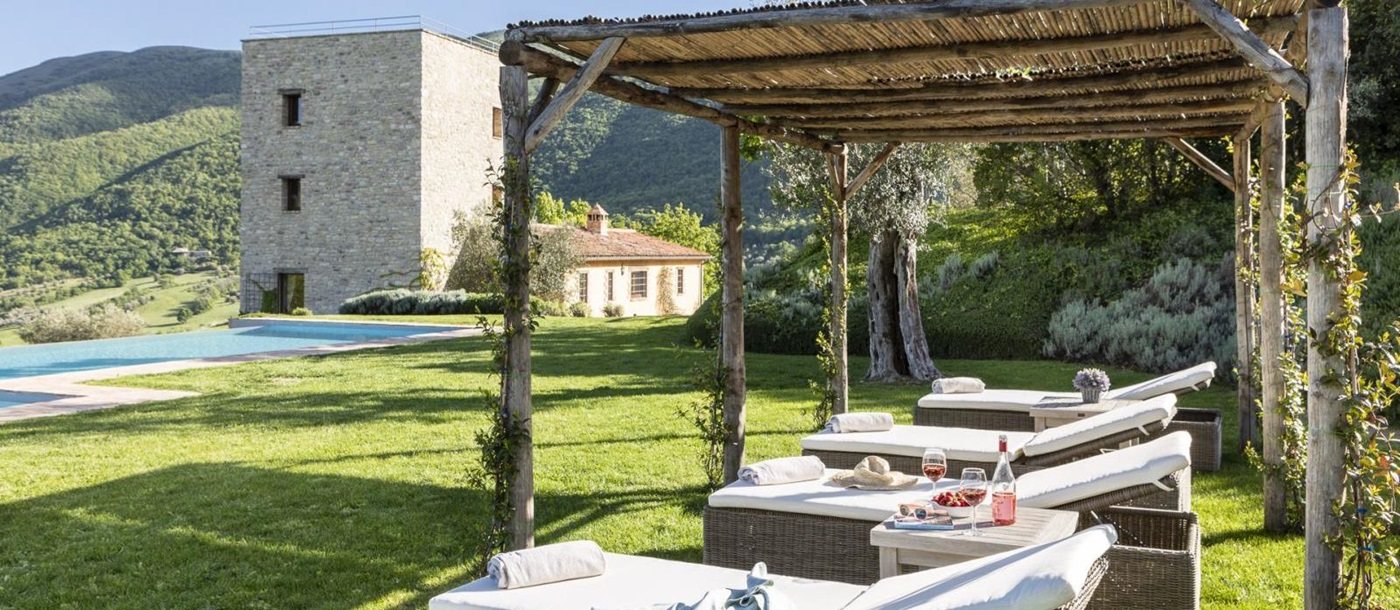 Sun loungers at Bel Canto, Umbria 