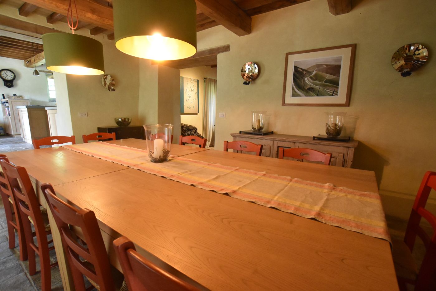 The dining area at Villa il Falco.