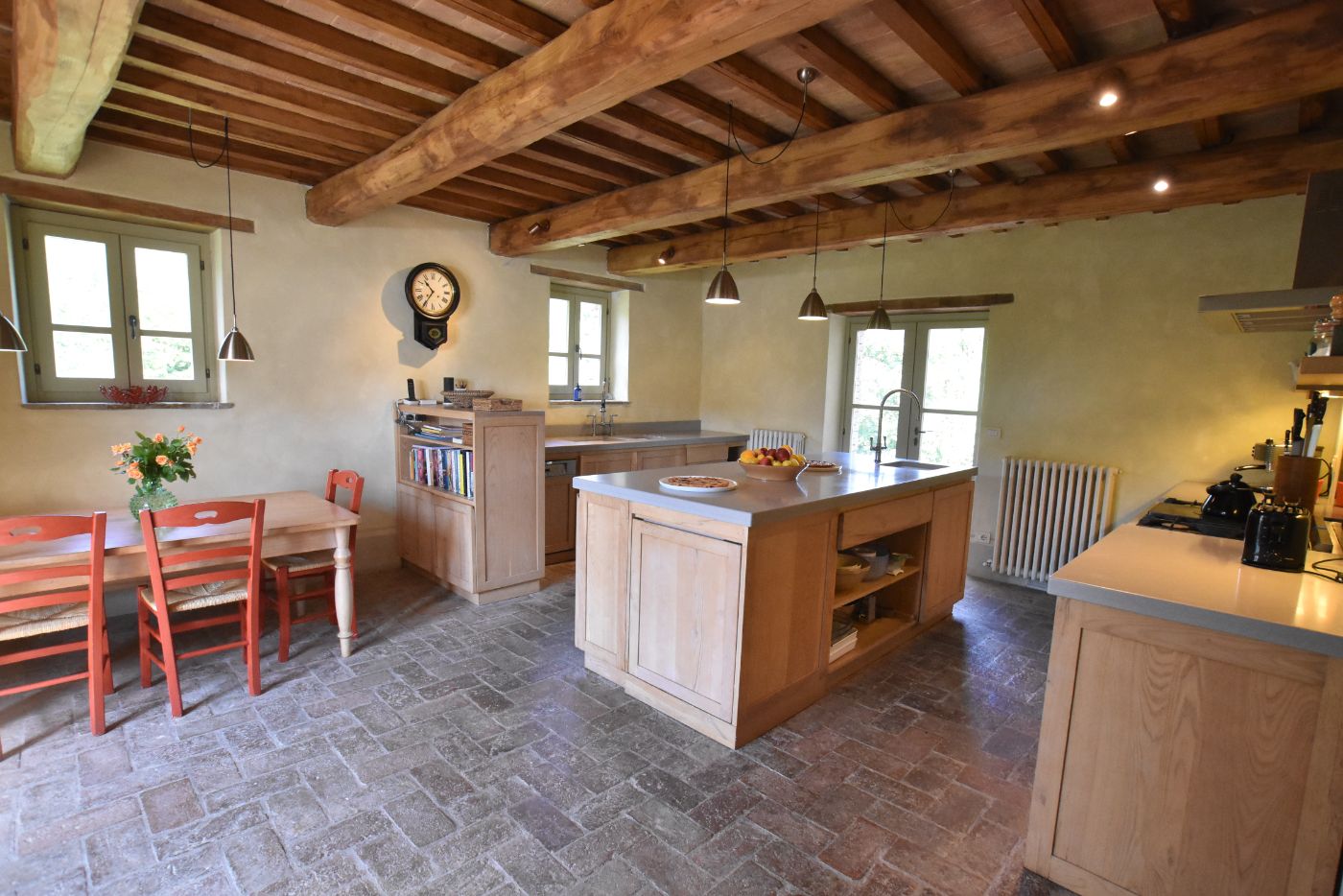 An alternate angle of the kitchen at Villa il Falco.