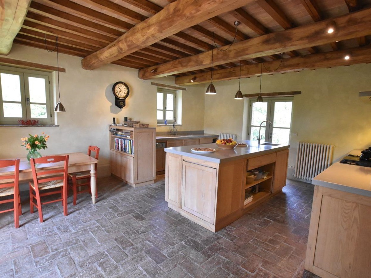 An alternate angle of the kitchen at Villa il Falco.