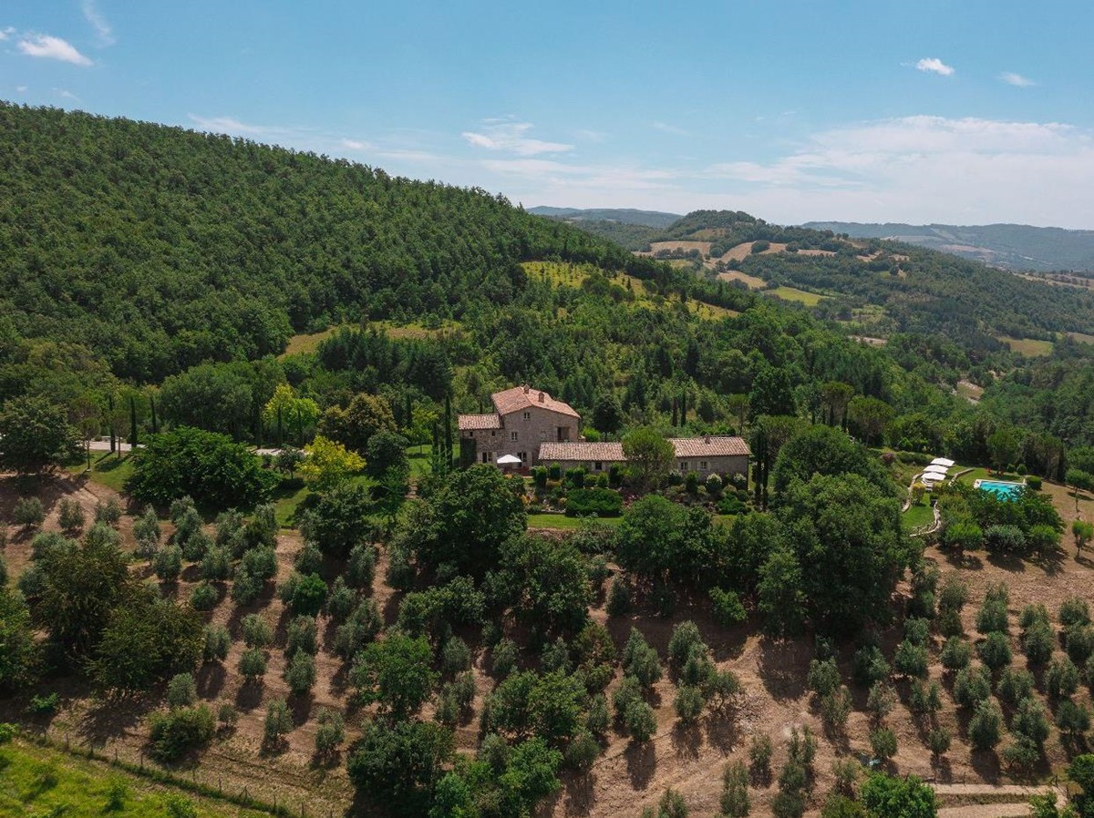 A beautiful, hilly, landscape visible from Villa il Falco.