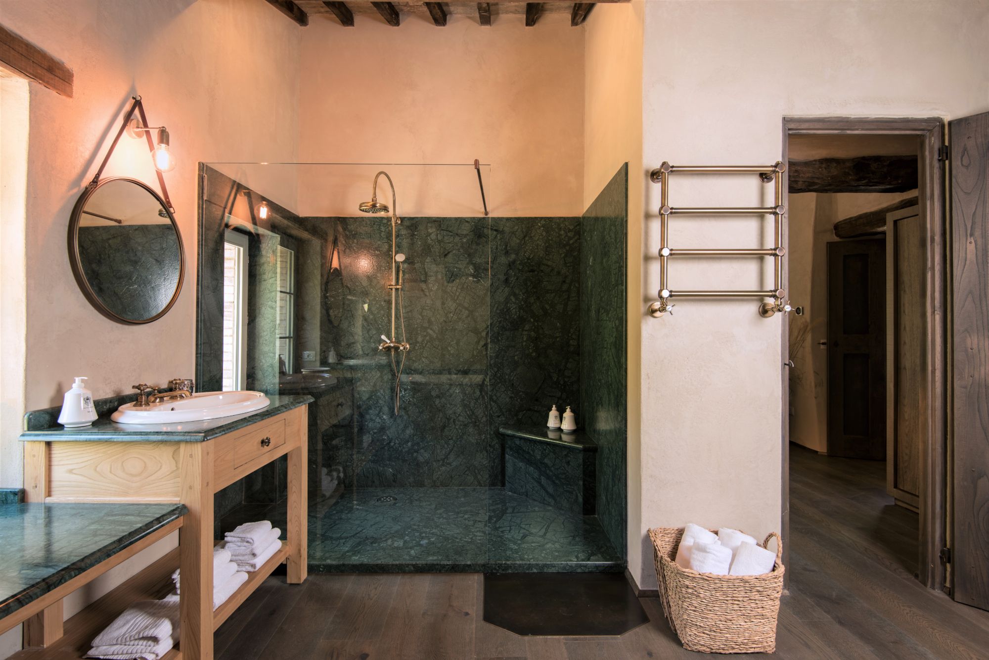 Bathroom with shower at Il Molino
