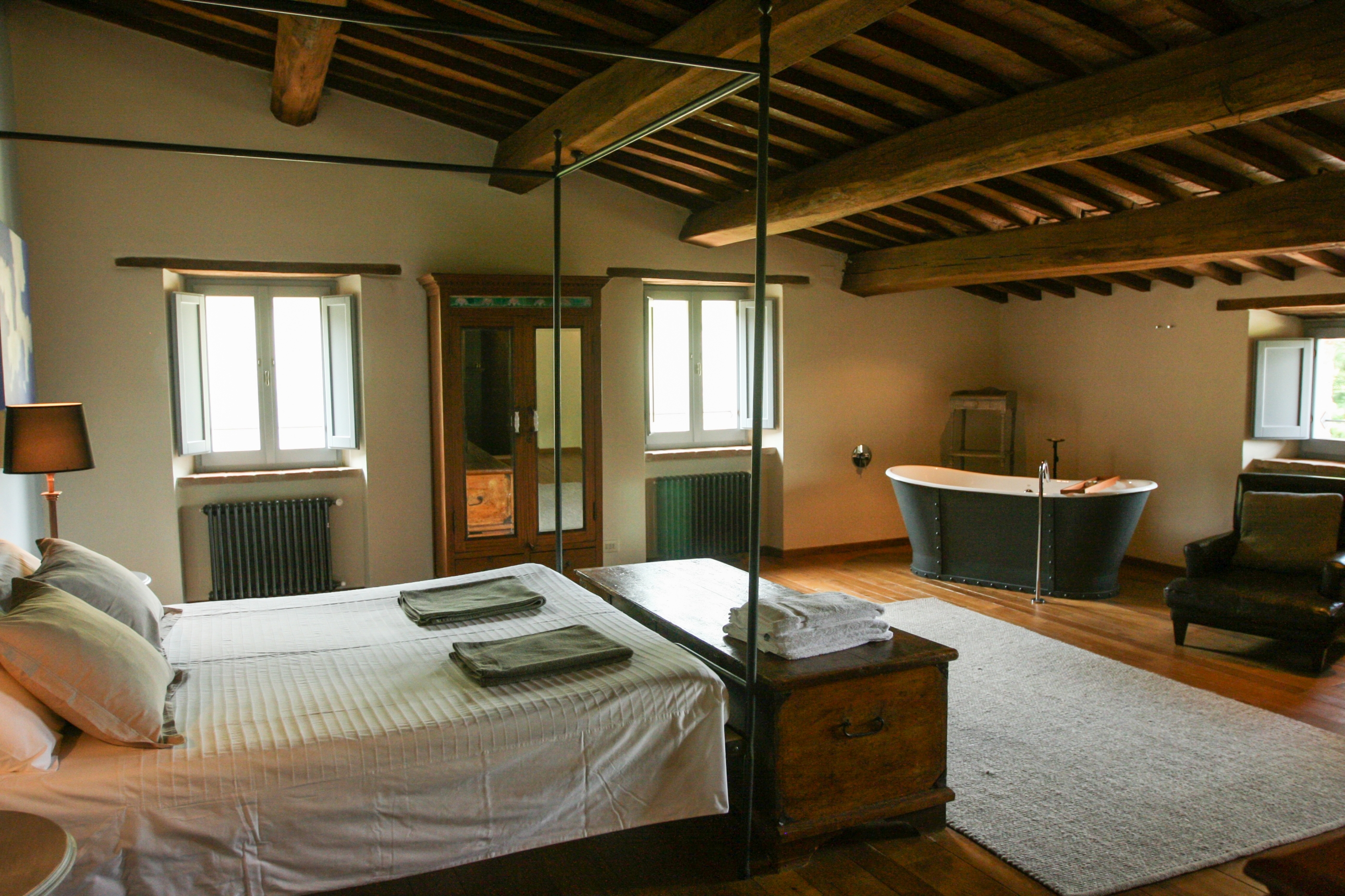 Double bedroom in La Spiga, Umbria