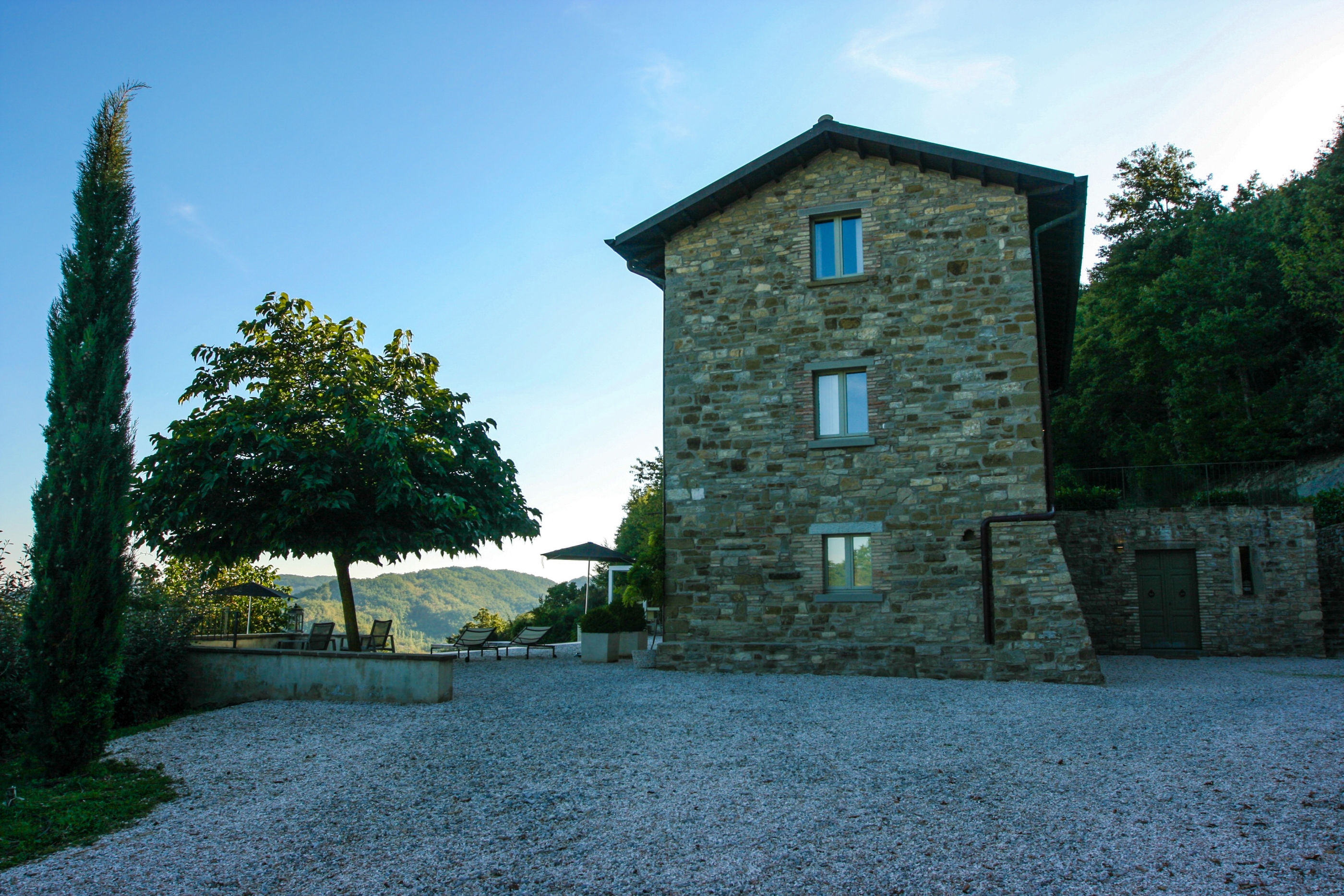 Exterior and plaza of La Spighetta, Umbria