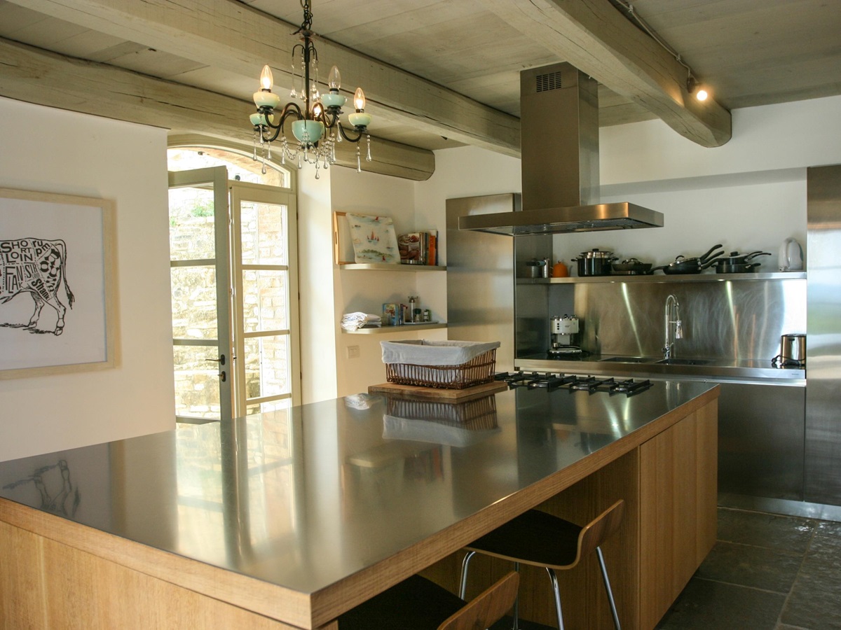 Kitchen in La Spighetta, Umbria
