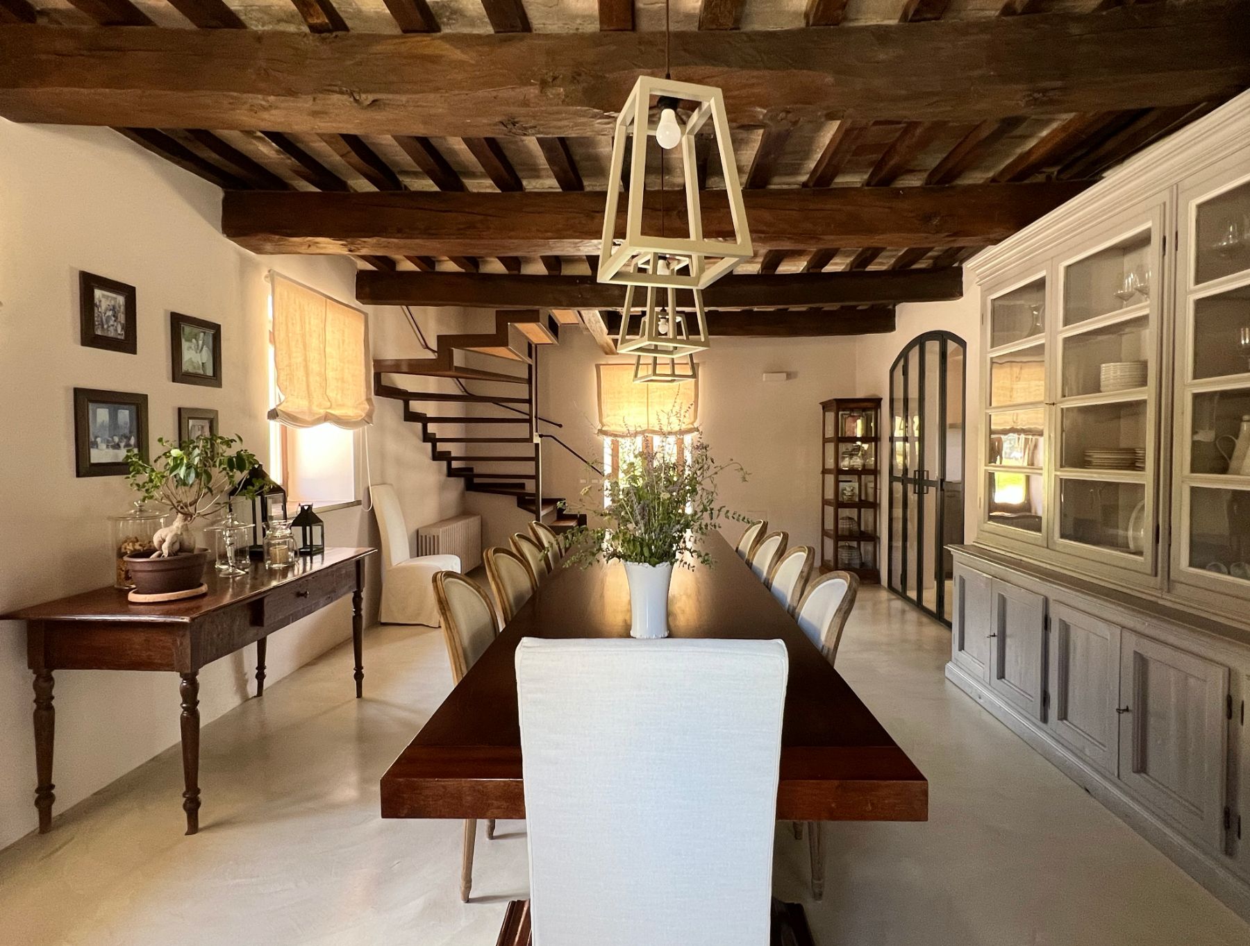 Dining table at L'Eremo in Umbria