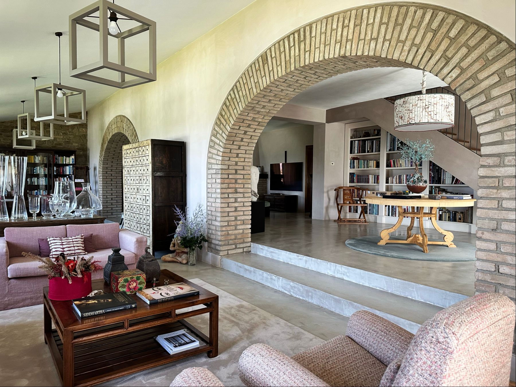 Sofas and arch wall at L'Eremo in Umbria