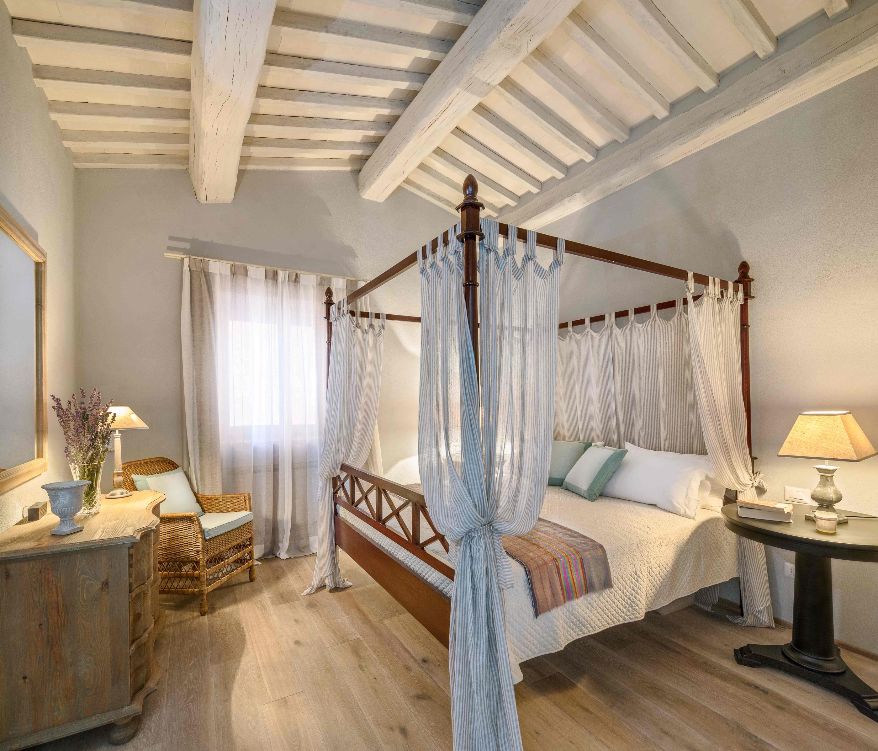 Doulbe bedroom of Monticello, Umbria