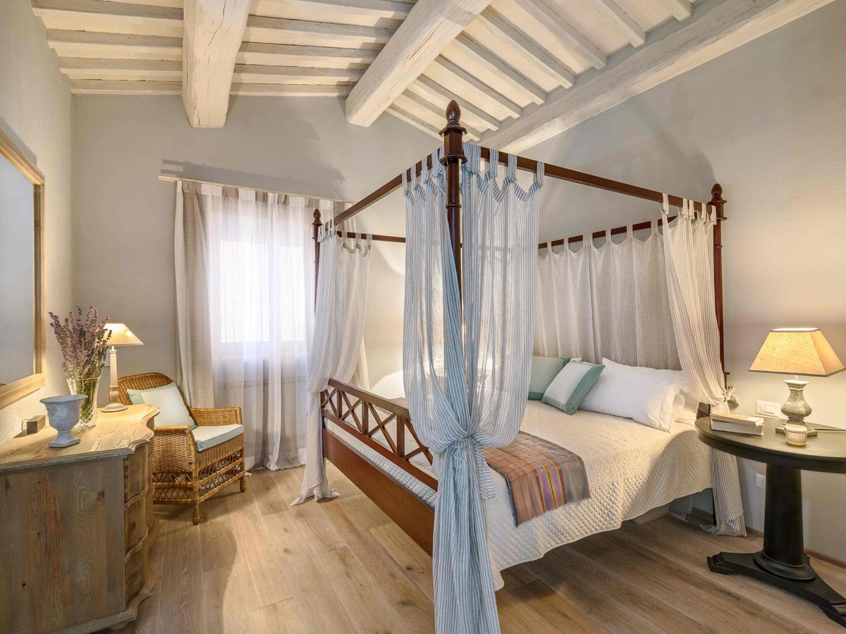 Doulbe bedroom of Monticello, Umbria