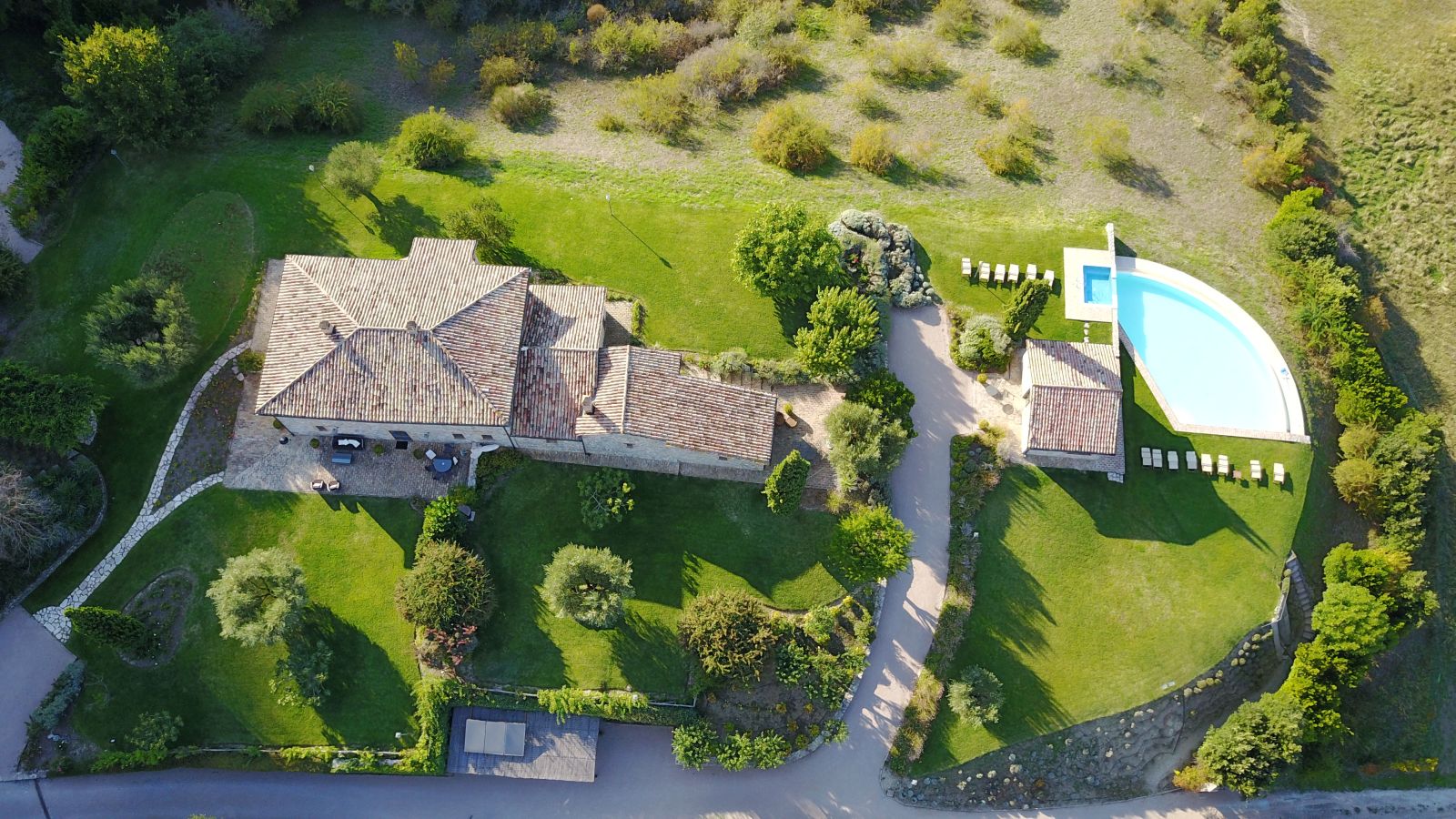 Aerial view of Villa Arpeggio, Umbria 