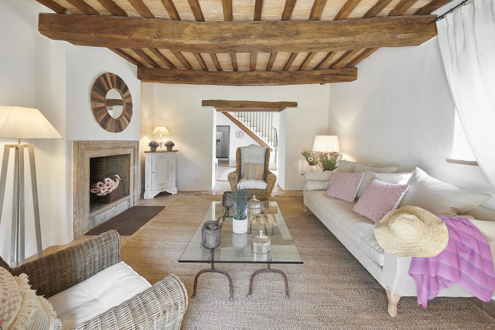 Sitting room in Villa Arpeggio, Umbria 