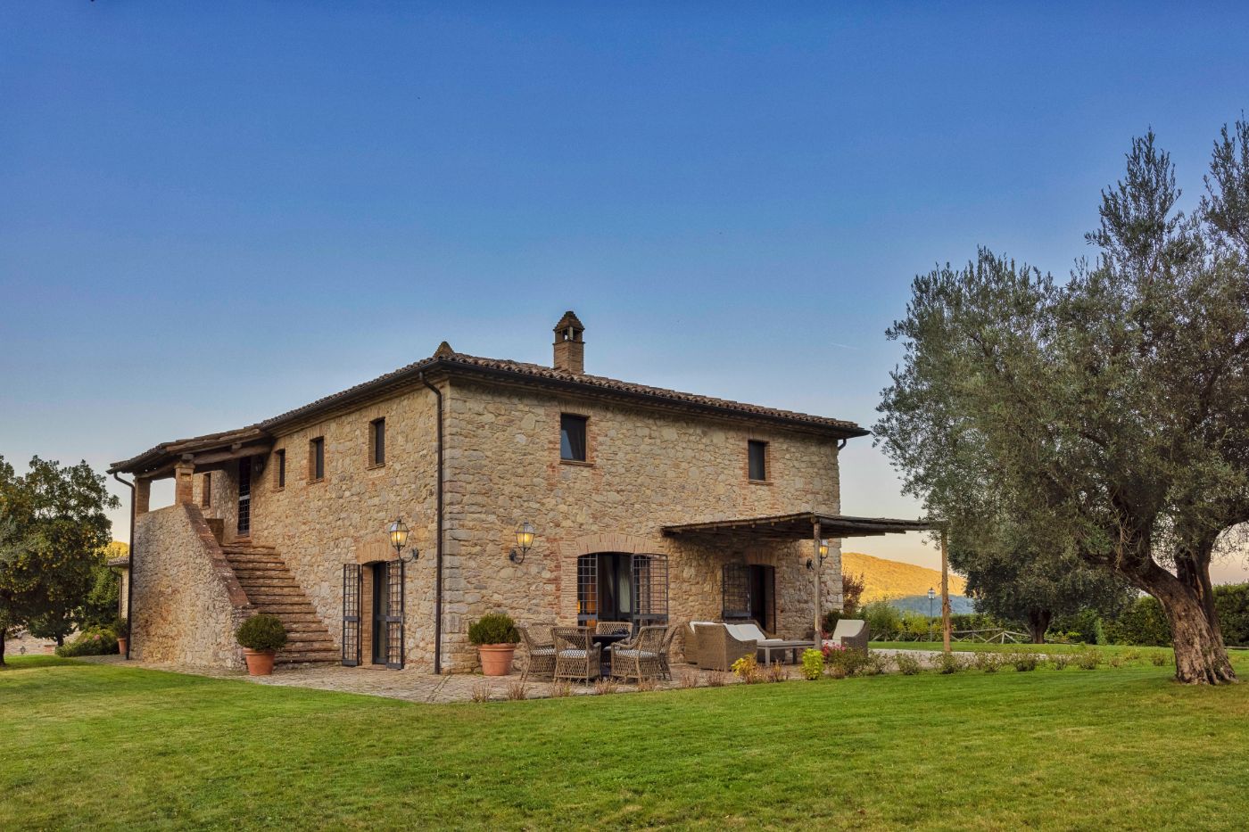 An exterior shot of Villa Arpeggio.