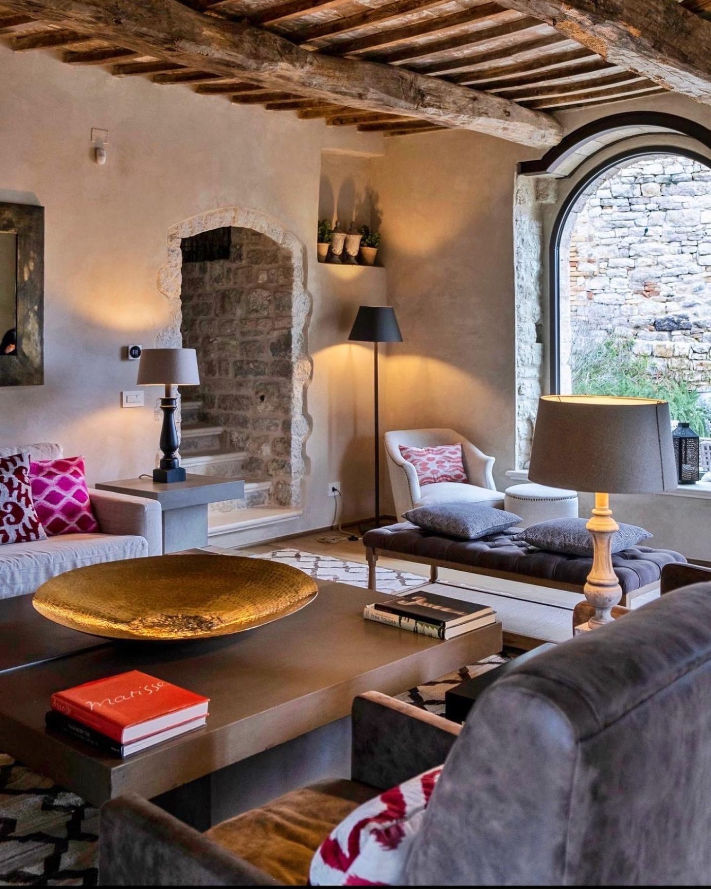 An alternative angle of the lounge at Villa Piuma.
