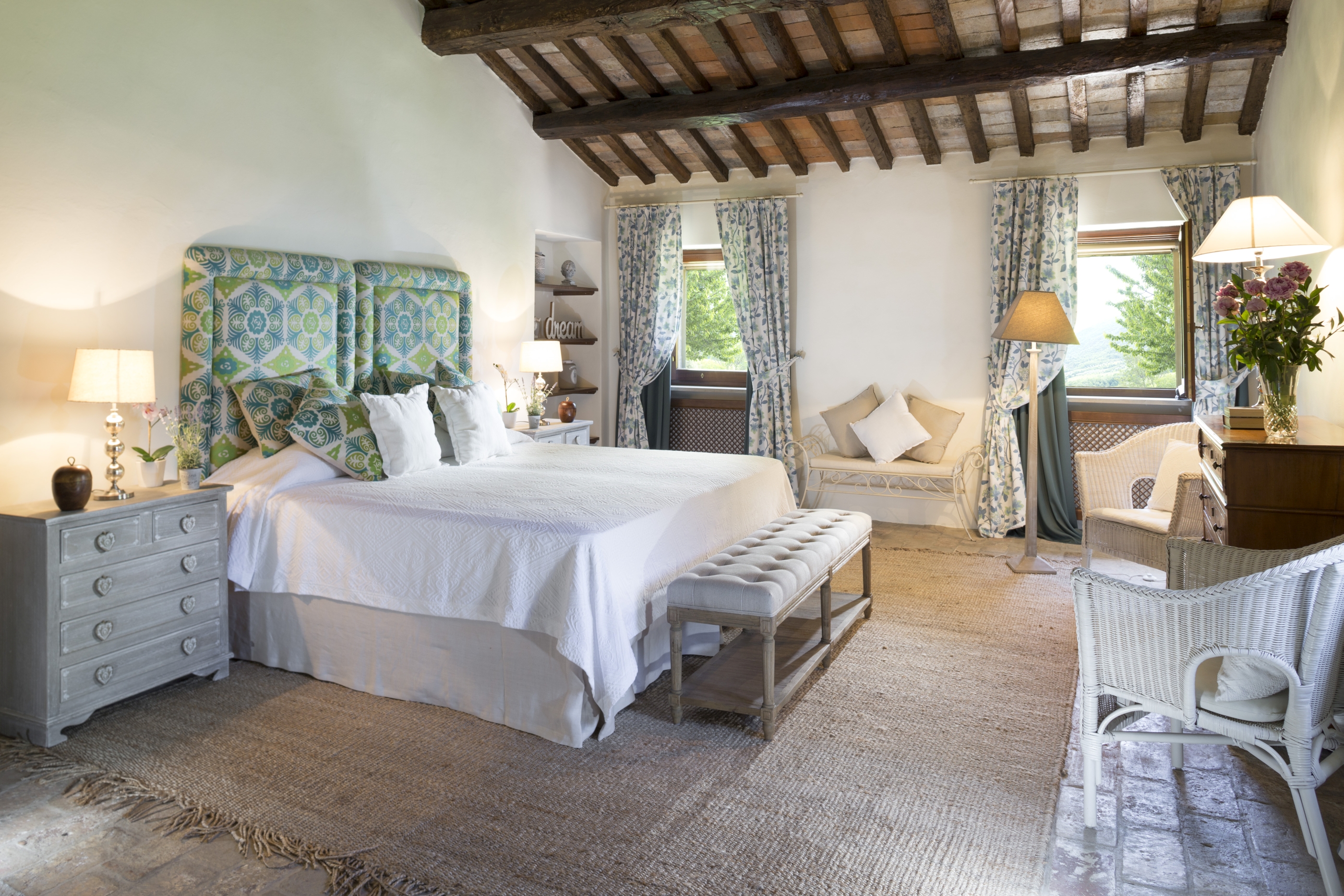 The master bedroom of Villa la Lavanda, Umbria