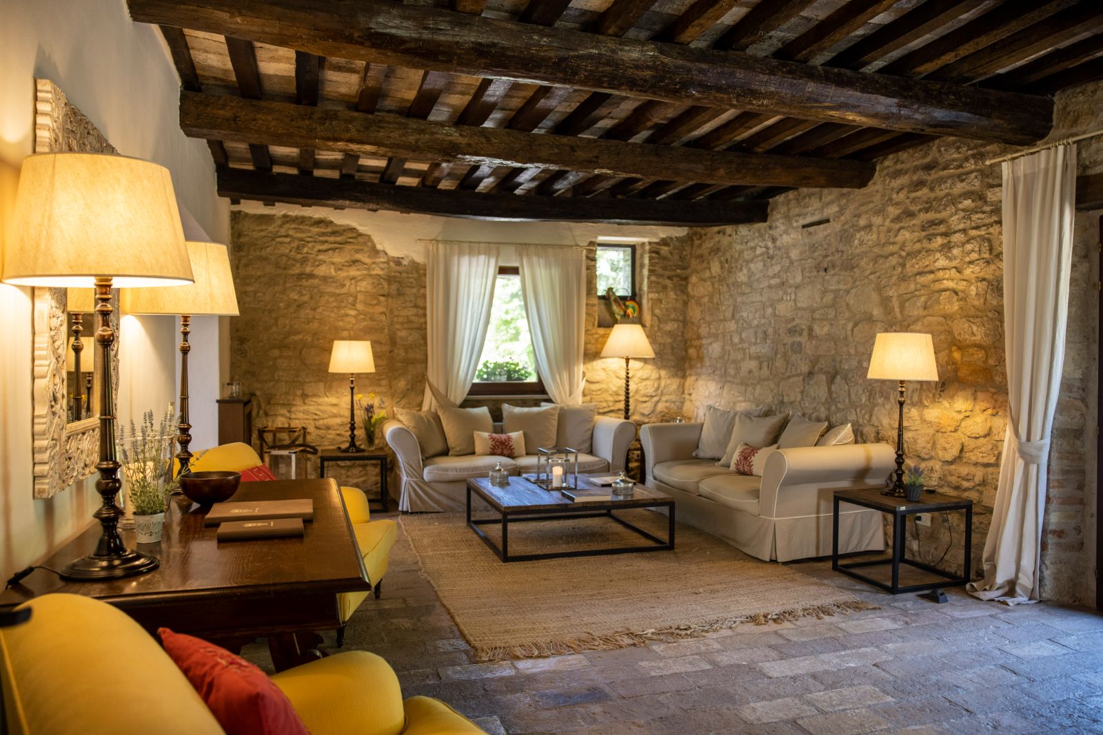 Family Room at Villa Pizzicato in Umbria