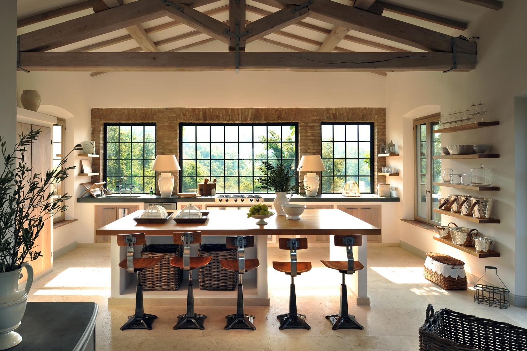 Dining room of Villa Spinaltermine, Umbria