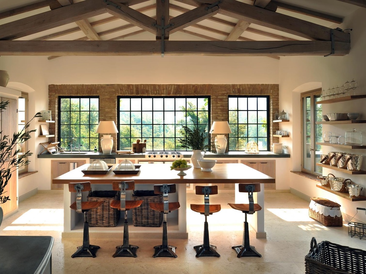 Dining room of Villa Spinaltermine, Umbria