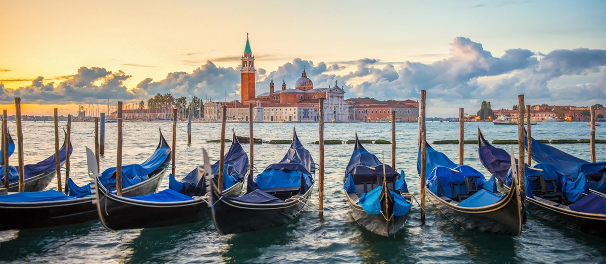 Gondolas in Venice at dusk