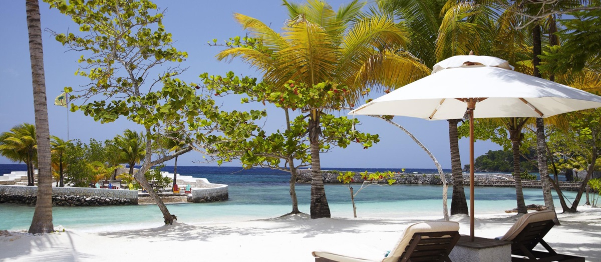 Beach of Goldeneye, Jamaica
