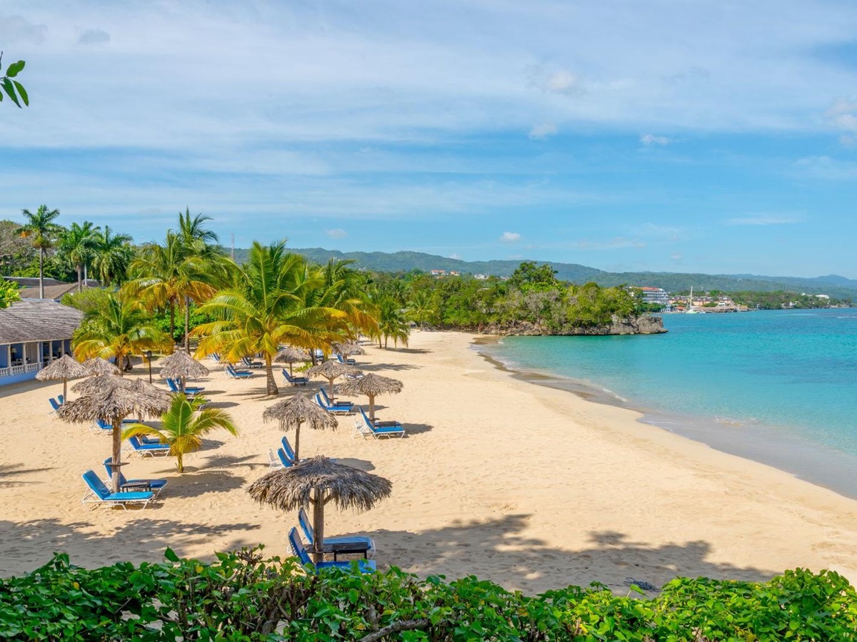 Aerial view of the beach at luxury resort Jamaica Inn in Jamaica