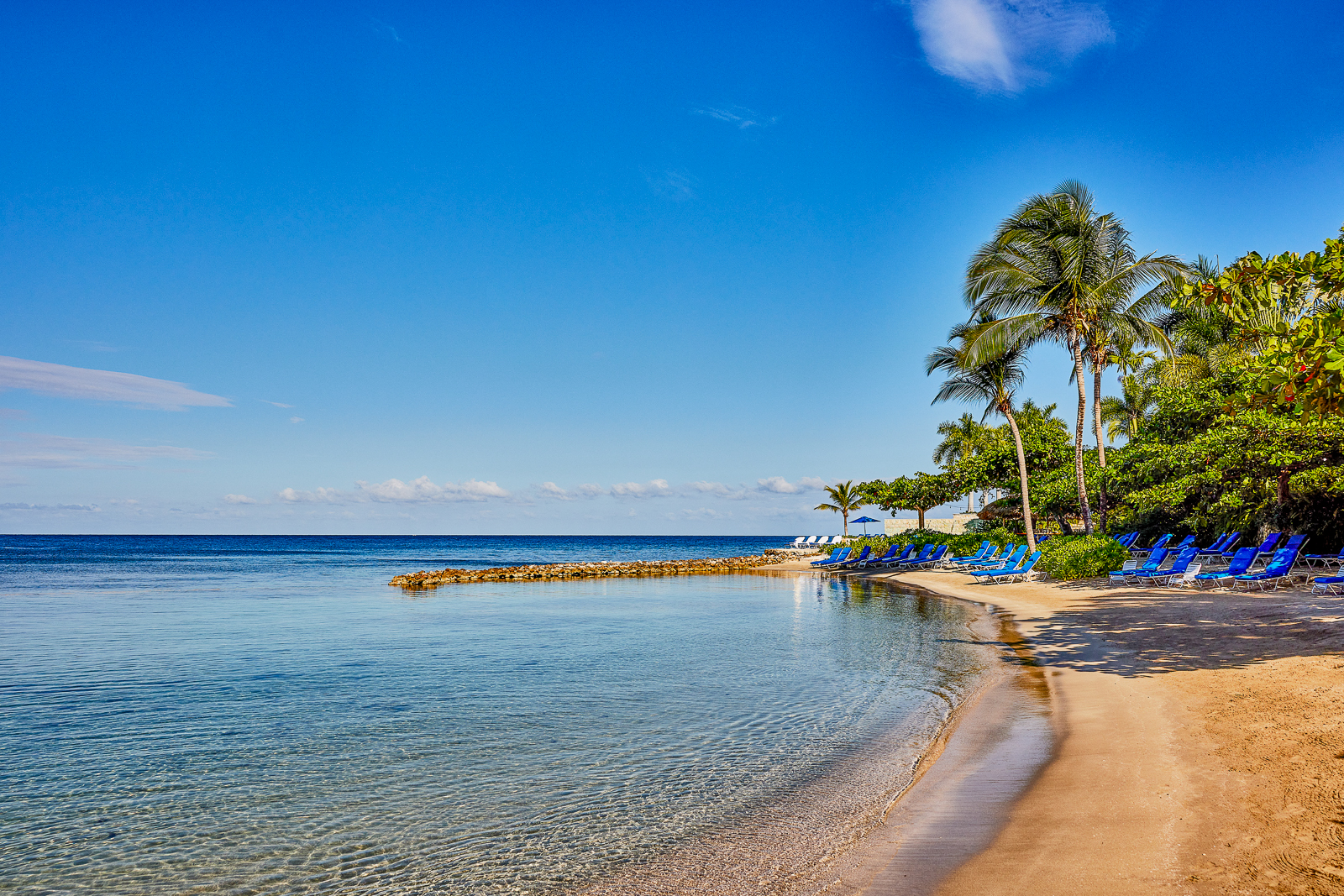 Beachfront with loungers at Round Hill in Jamaica