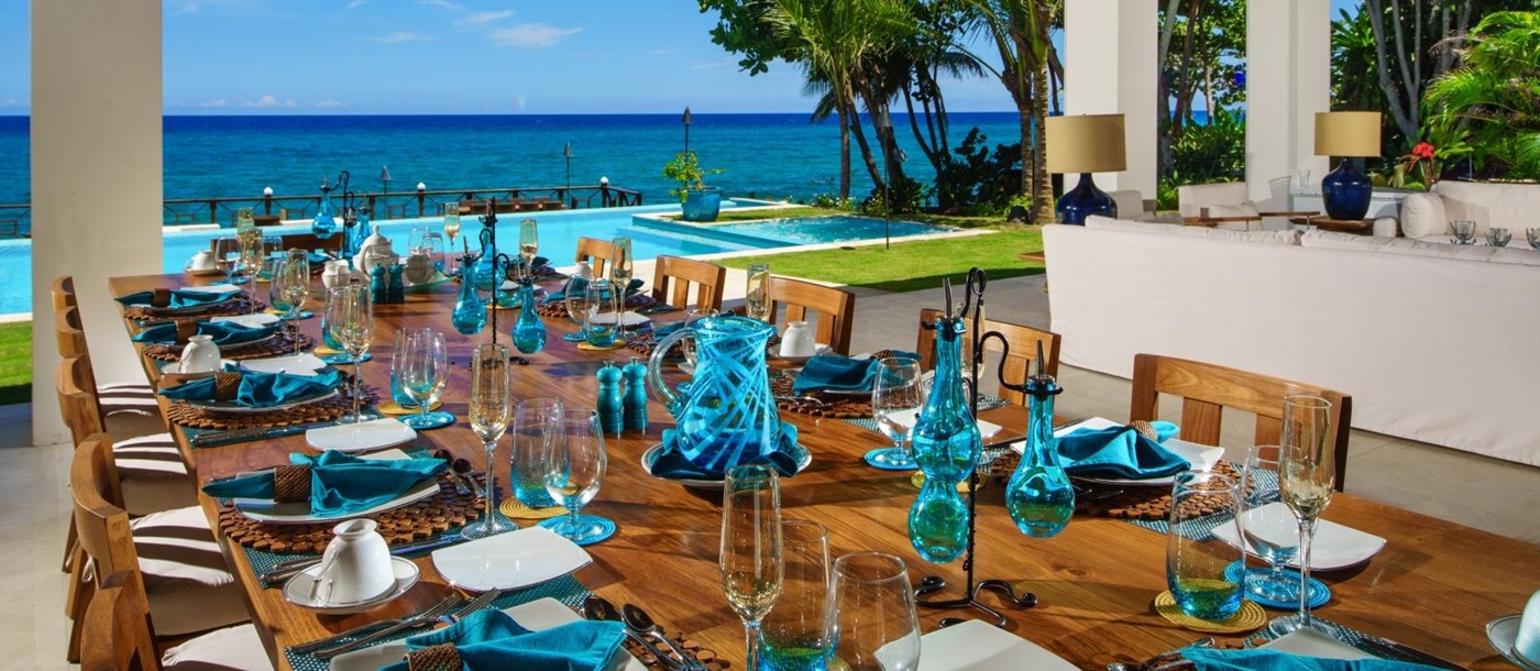 Outdoor dining at Aqua Bay in Jamaica