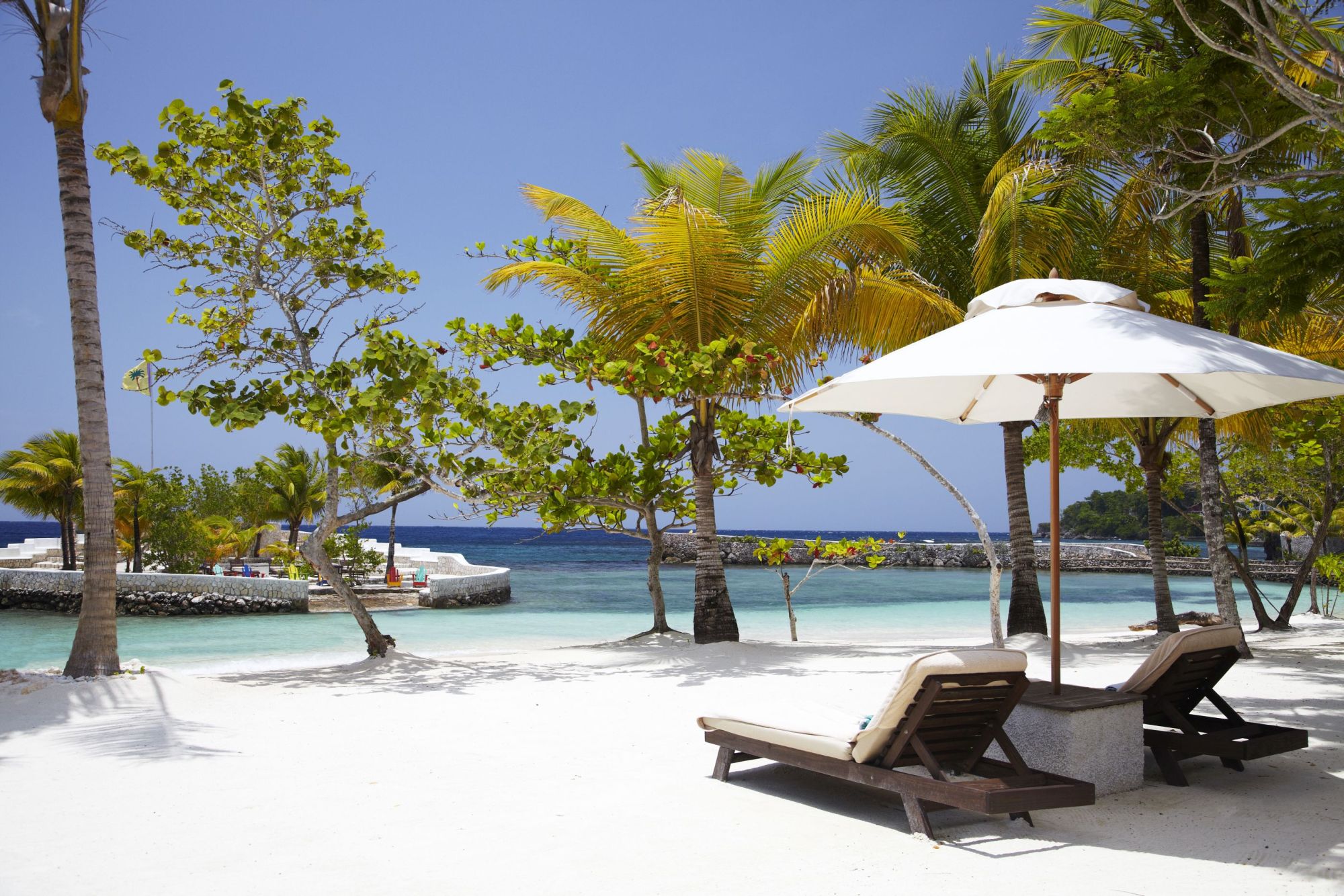 beach of Goldeneye Villas, Jamaica