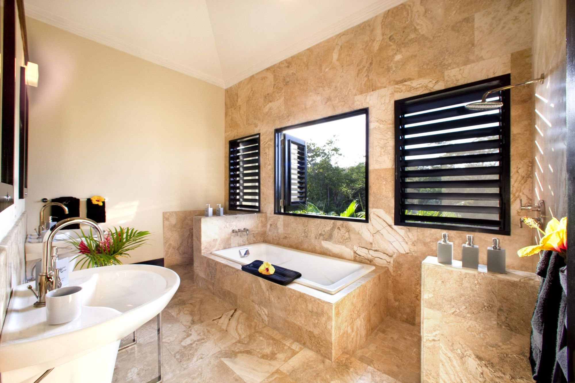 bathroom of Hanover Grange, Jamaica