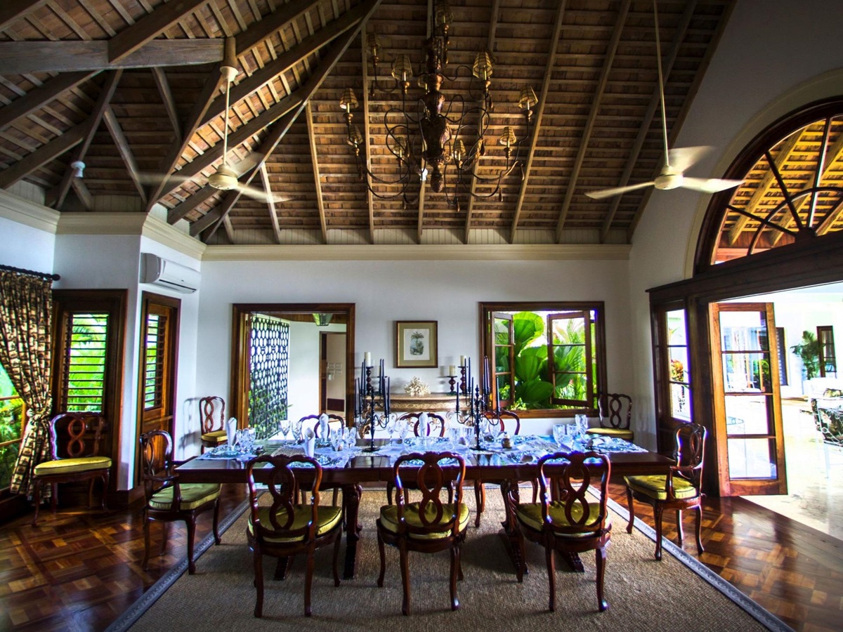dining table of Infinity, Jamaica